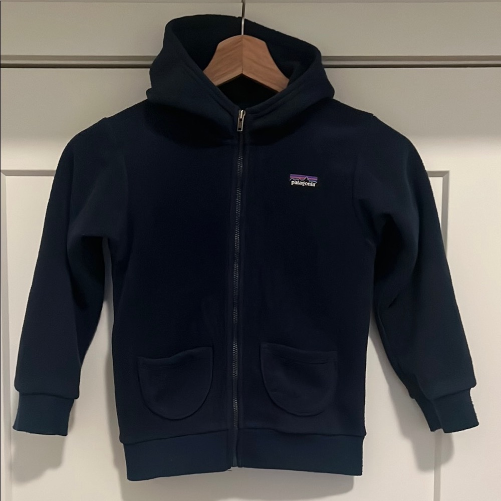 Patagonia fleece jacket size 5